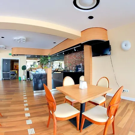 Motel Auto Port Renice