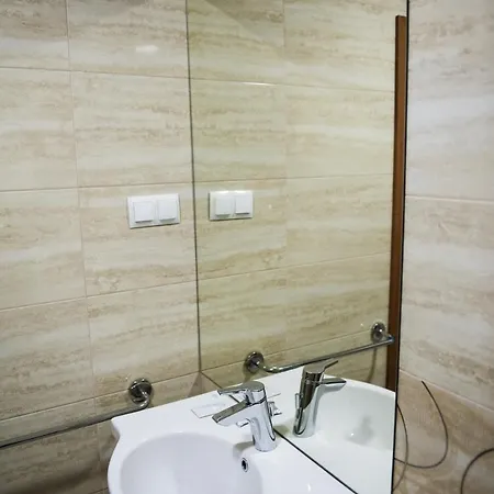 Auto Port Renice Motel 3*