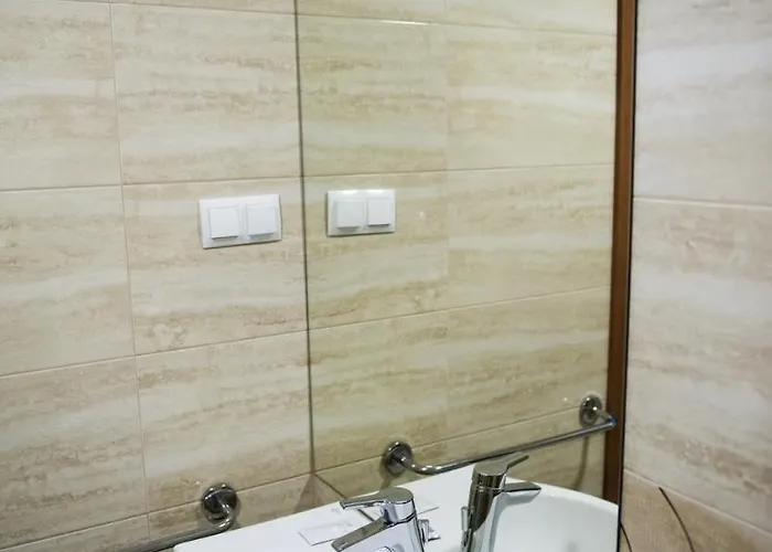 Auto Port Renice Motel 3*